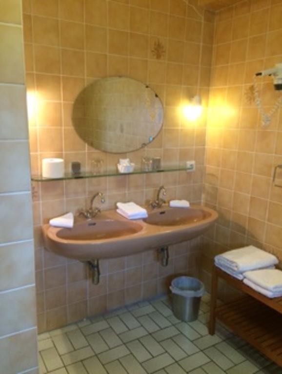 La Venerie Hotel Virton